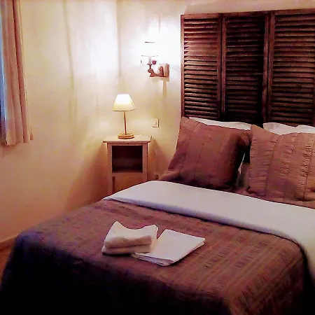 La Mirabelle-casteil Country House Séjour à la campagne Casteil