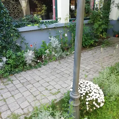 La Mirabelle-casteil Country House Séjour à la campagne *