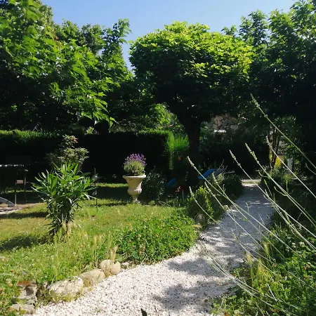 La Mirabelle-casteil Country House Casteil