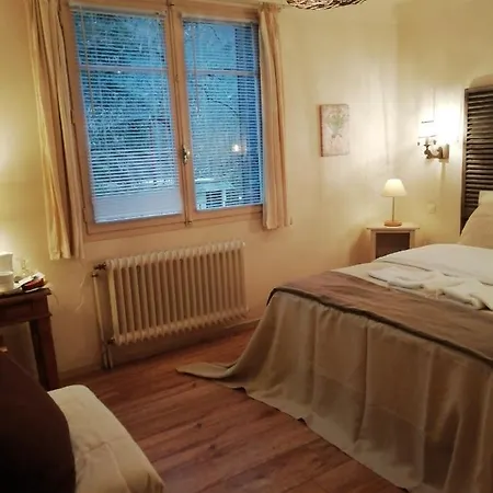 Séjour à la campagne La Mirabelle-casteil Country House Casteil